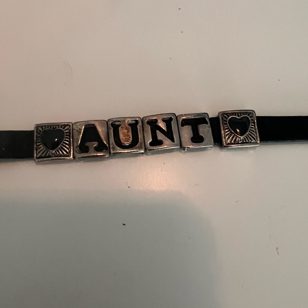 VINTAGE METAL AND LEATHER AUNT BRACELET